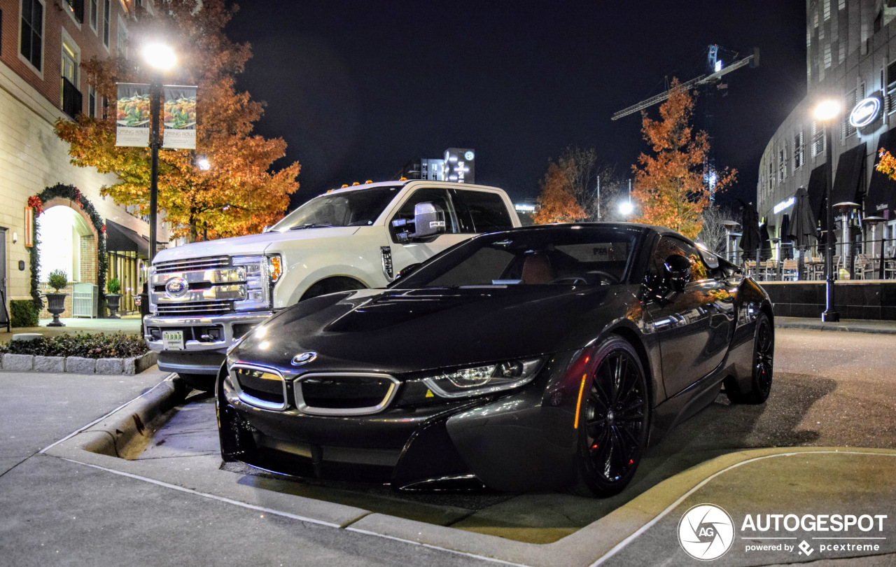 BMW i8 Roadster