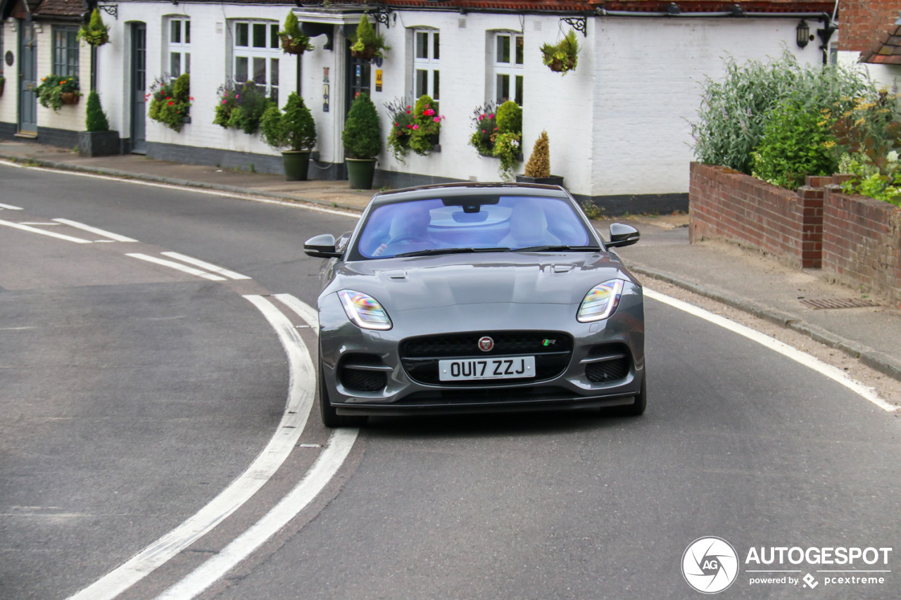 Jaguar F-TYPE R Coupé 2017