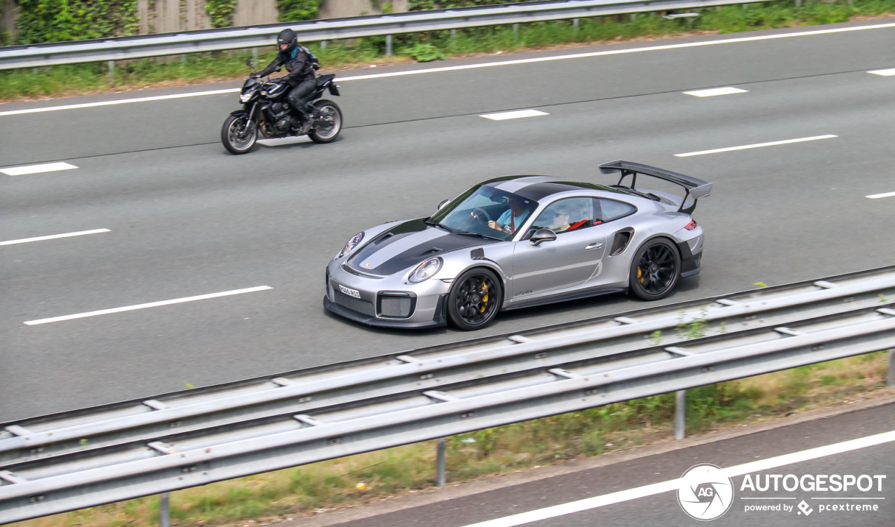 Porsche 991 GT2 RS Weissach Package