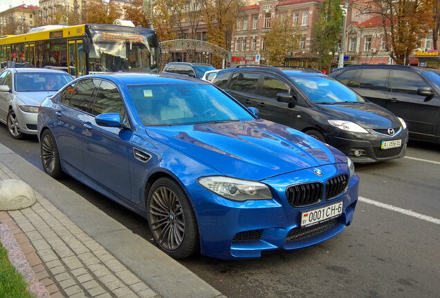 BMW M5 F10 2011