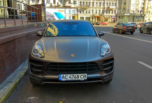 Porsche 95B Macan Turbo