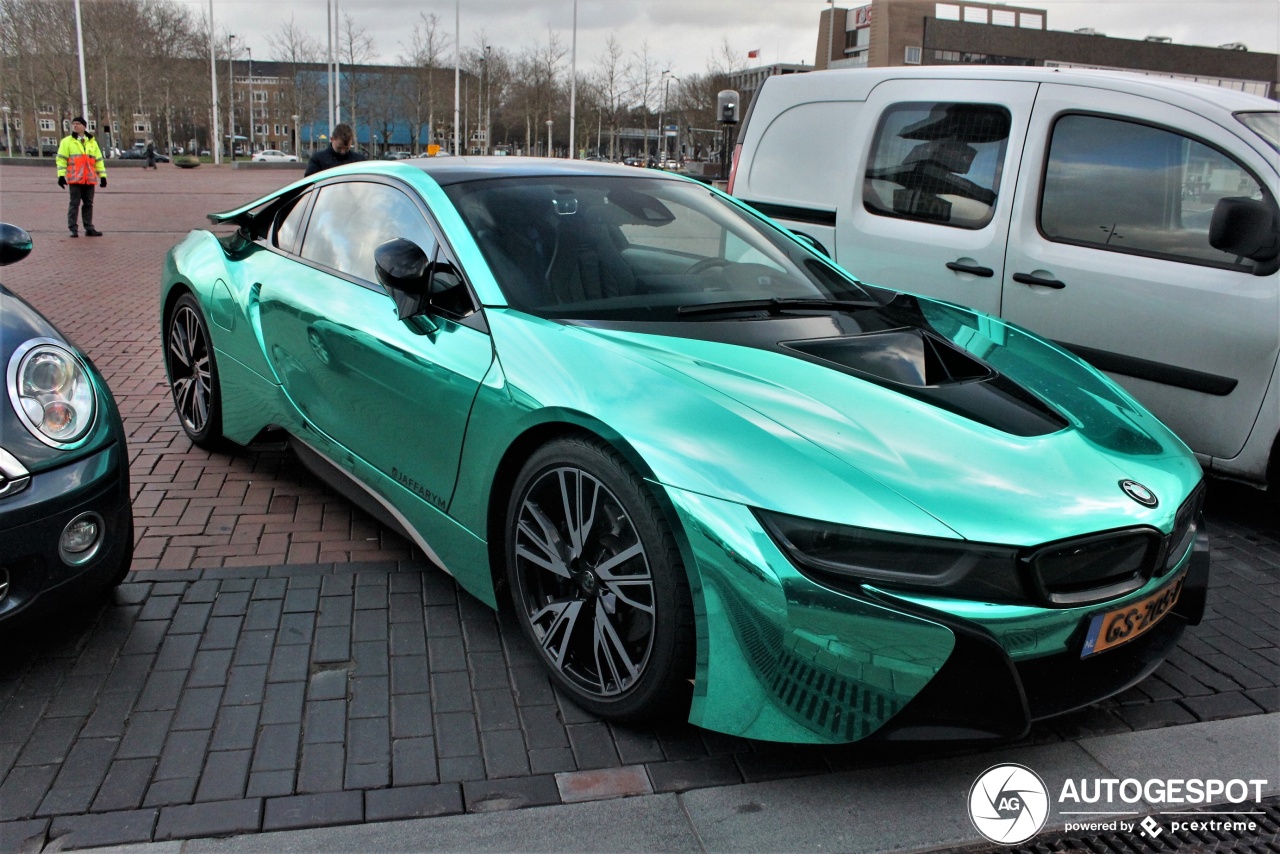 BMW i8