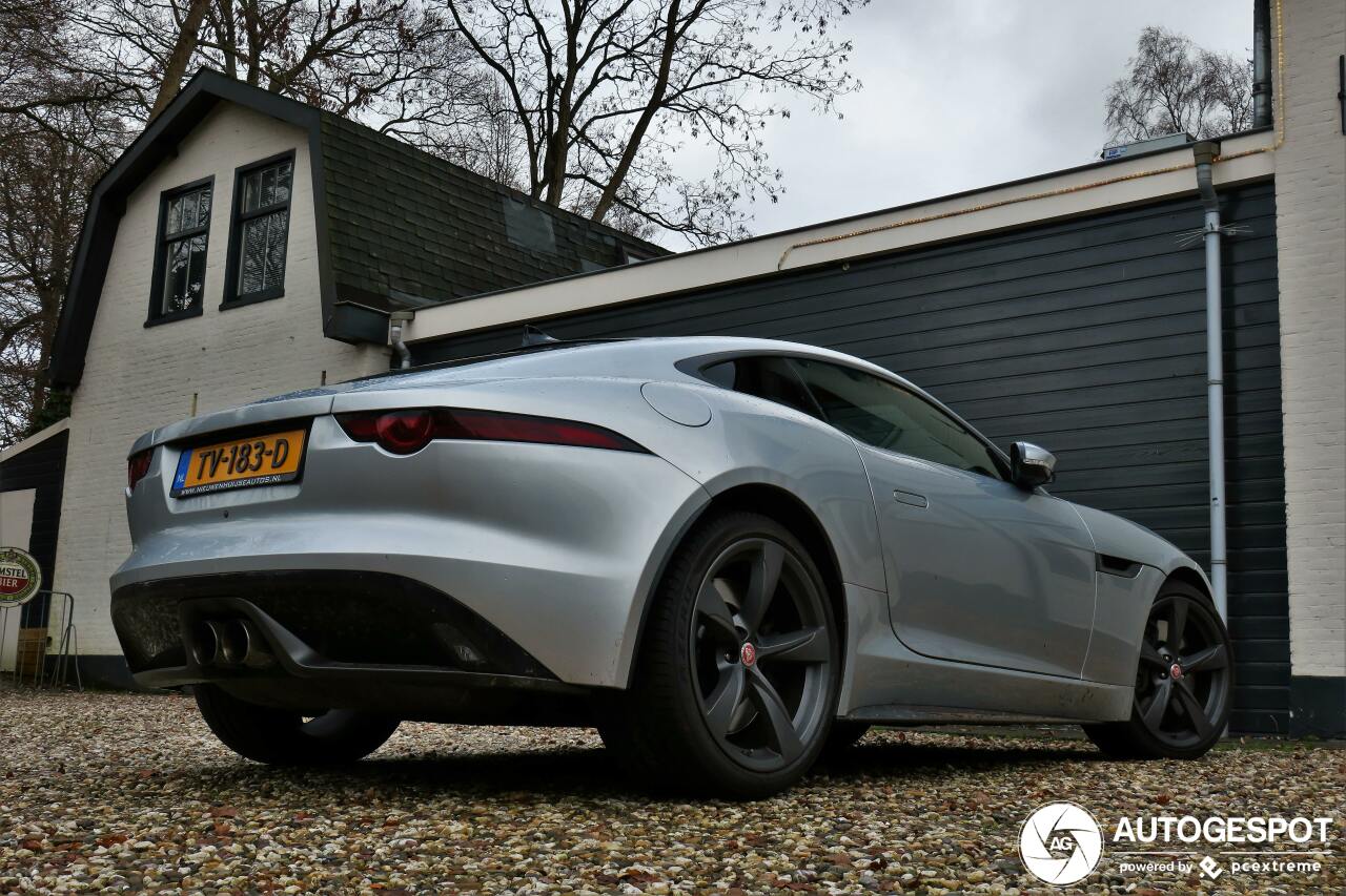 Jaguar F-TYPE 400 Sport Coupé