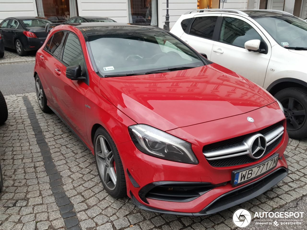 Mercedes-AMG A 45 W176 2015