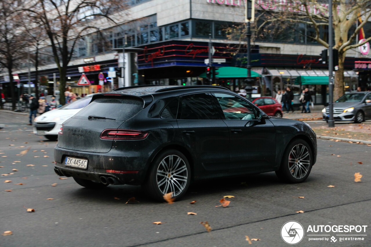 Porsche 95B Macan GTS