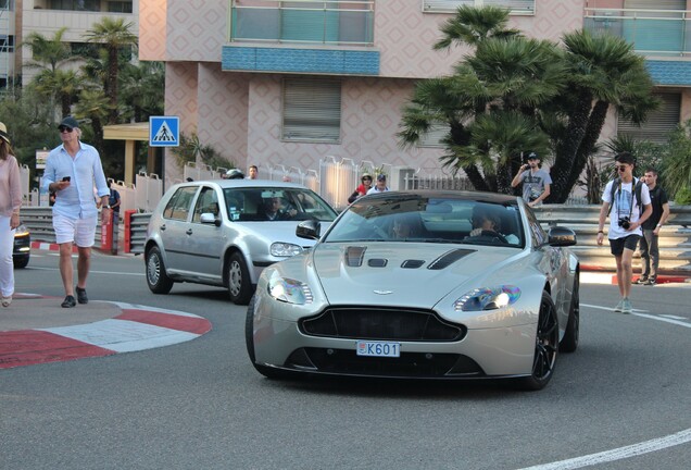 Aston Martin V12 Vantage S