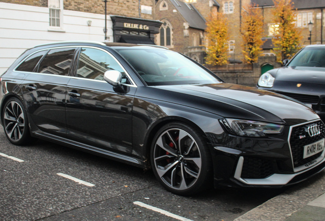 Audi RS4 Avant B9