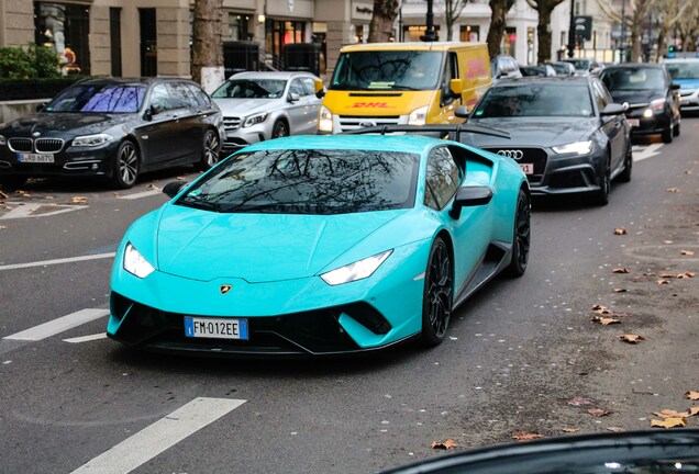 Lamborghini Huracán LP640-4 Performante