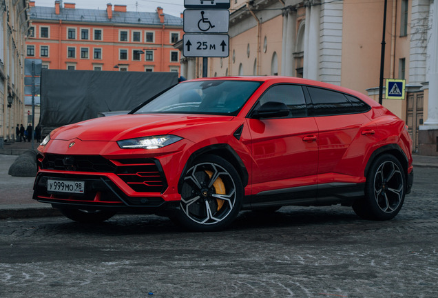 Lamborghini Urus