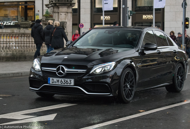 Mercedes-AMG C 63 S W205