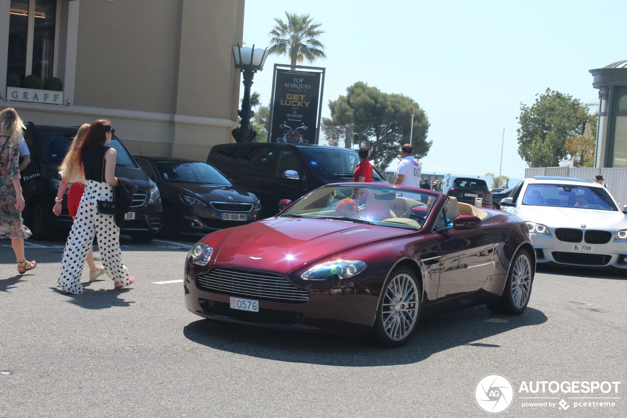 Aston Martin V8 Vantage Roadster