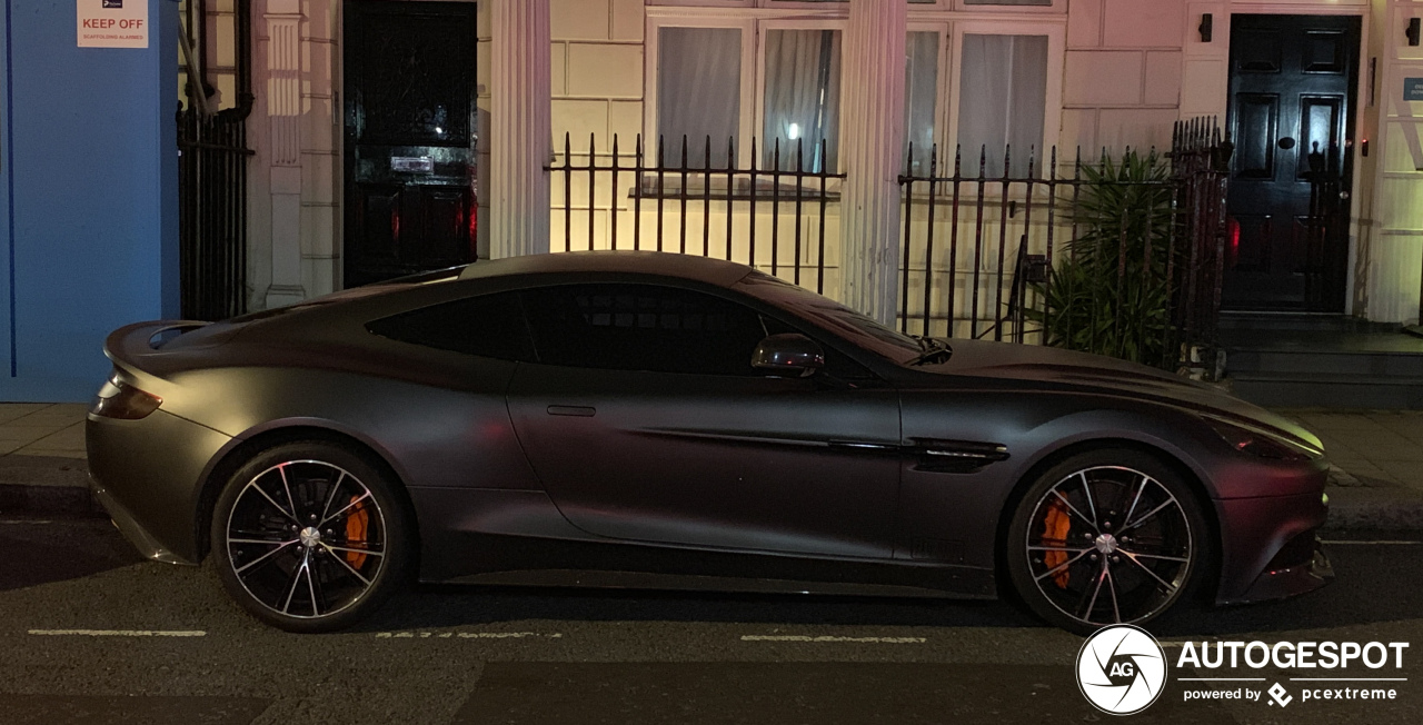 Aston Martin Vanquish 2013