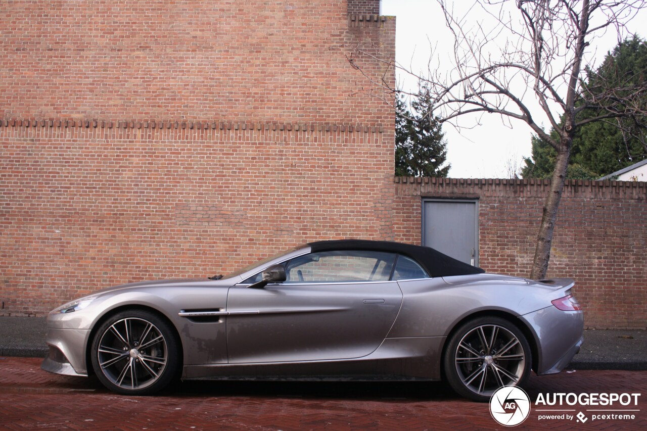 Aston Martin Vanquish Volante