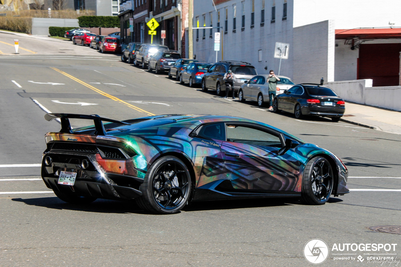 Lamborghini Huracán LP640-4 Performante