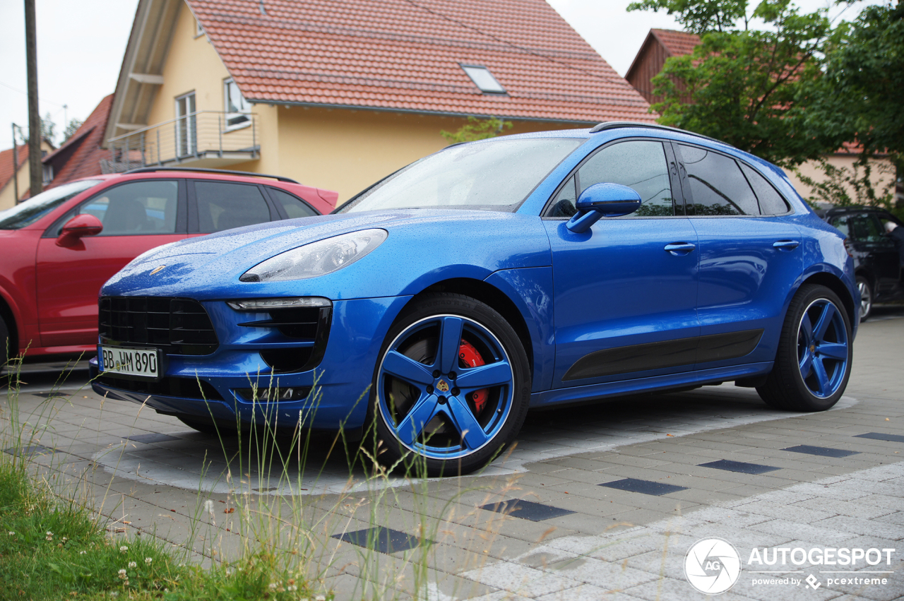 Porsche 95B Macan Turbo