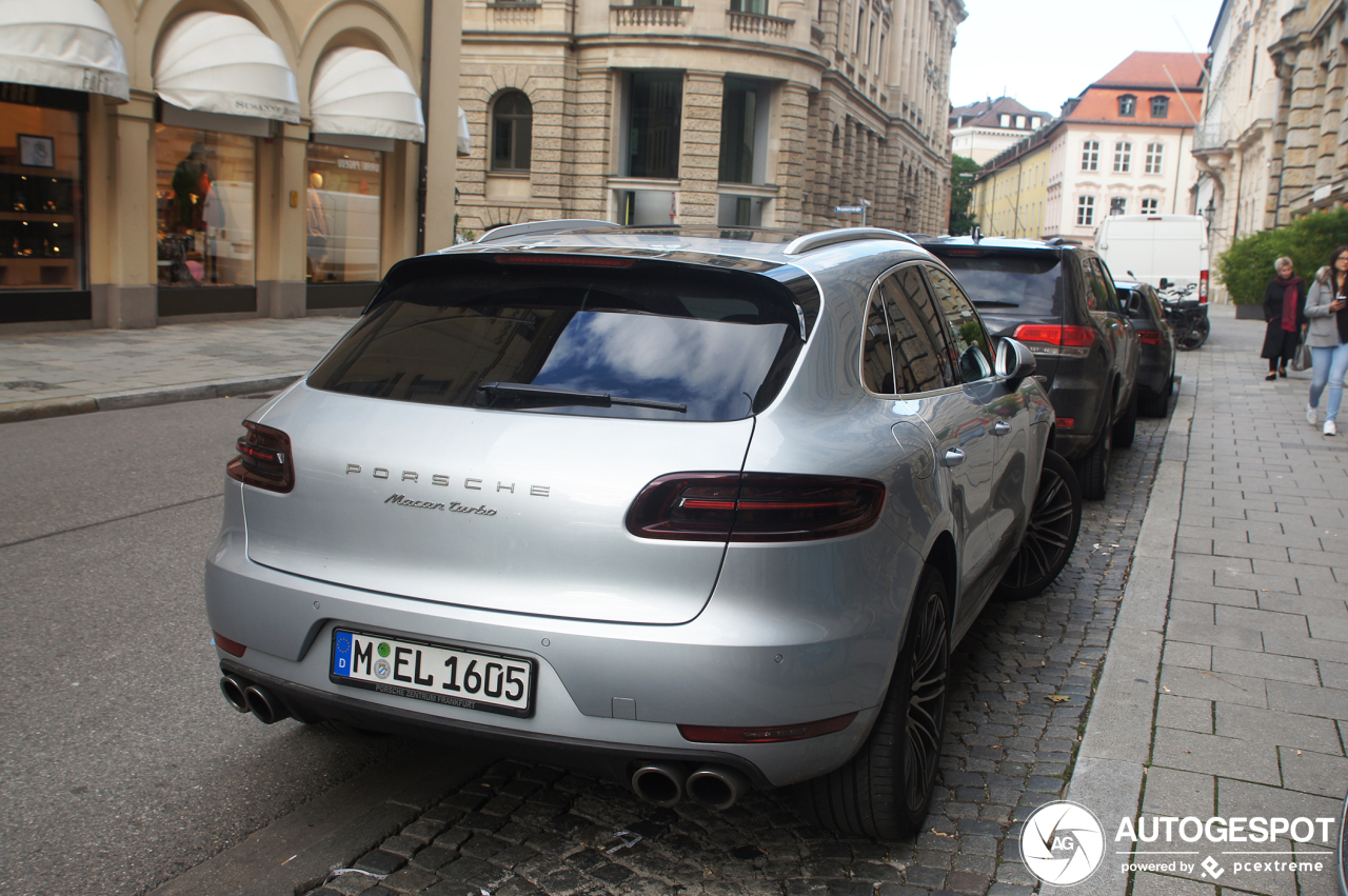 Porsche 95B Macan Turbo