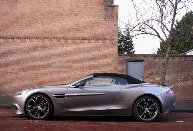 Aston Martin Vanquish Volante