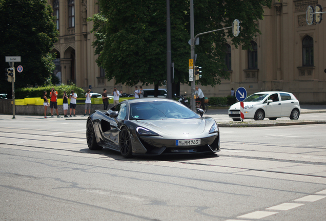 McLaren 570S