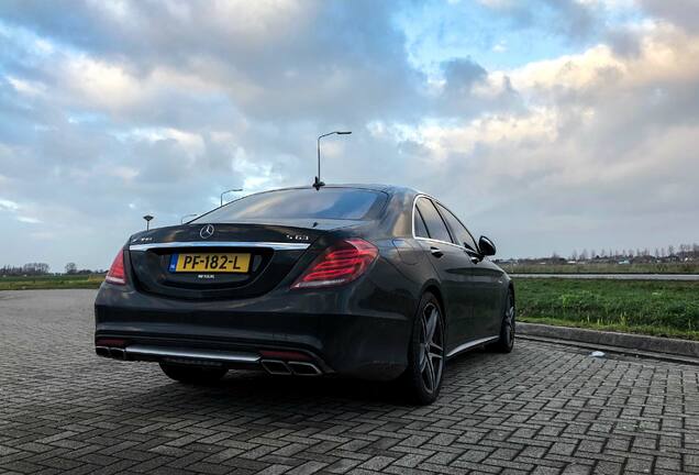 Mercedes-AMG S 63 V222