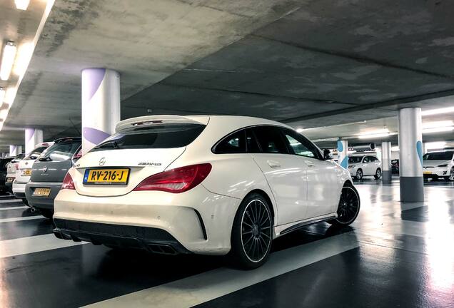 Mercedes-Benz CLA 45 AMG Shooting Brake