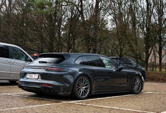 Porsche 971 Panamera Turbo Sport Turismo