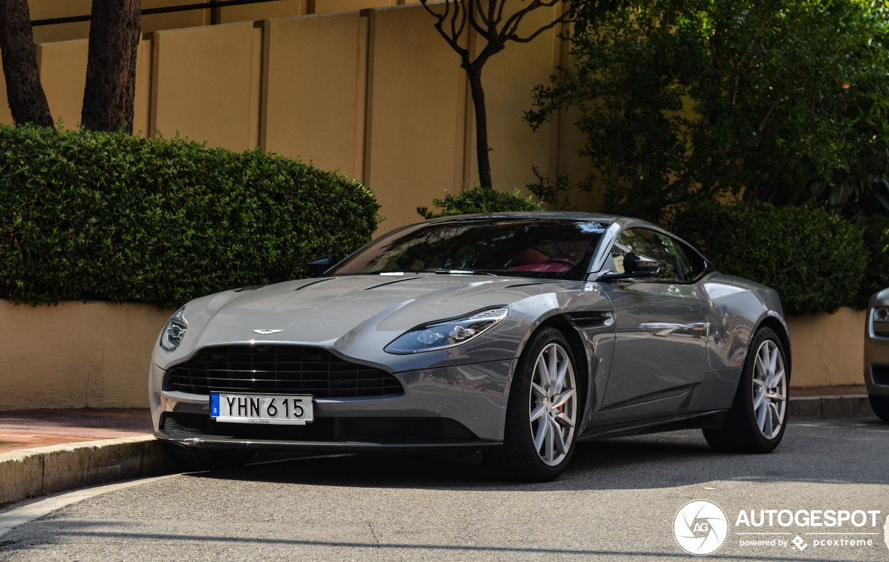 Aston Martin DB11