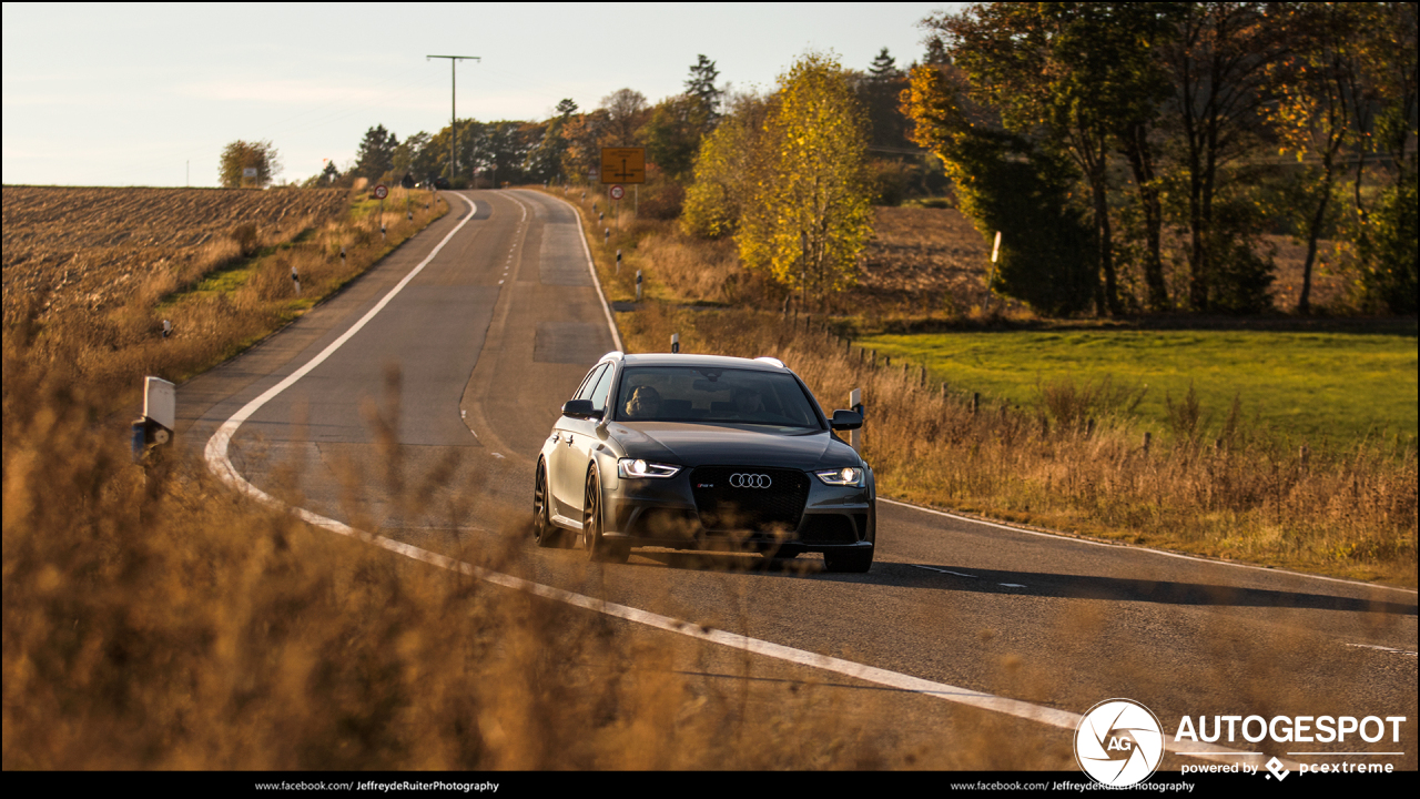 Audi RS4 Avant B8