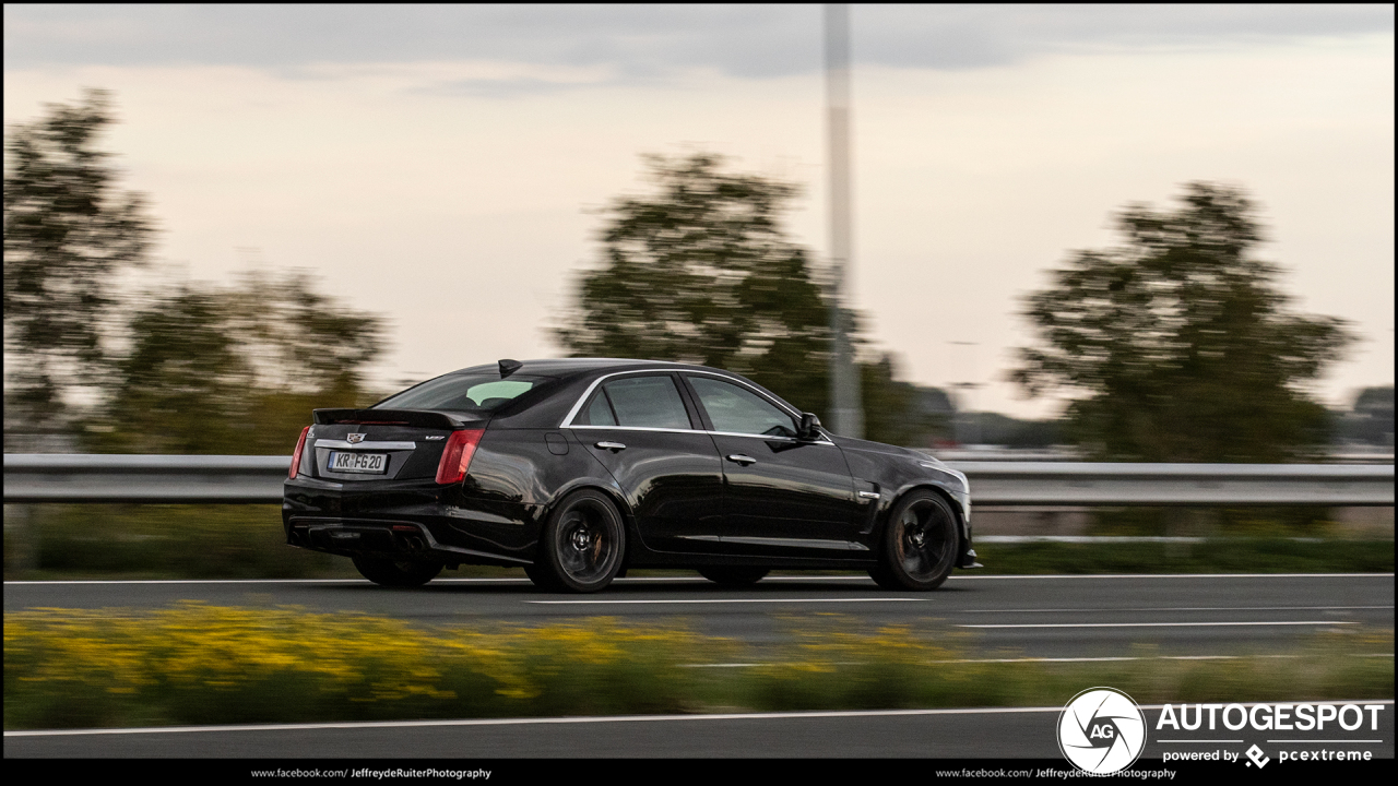 Cadillac CTS-V 2015