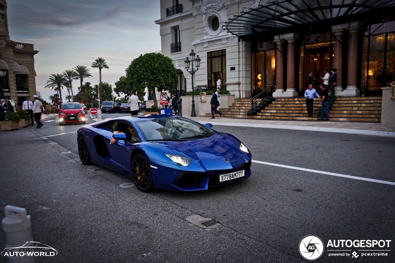 Lamborghini Aventador LP700-4