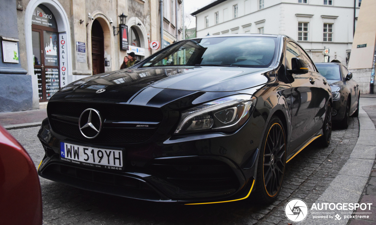 Mercedes-AMG CLA 45 C117 Yellow Night Edition