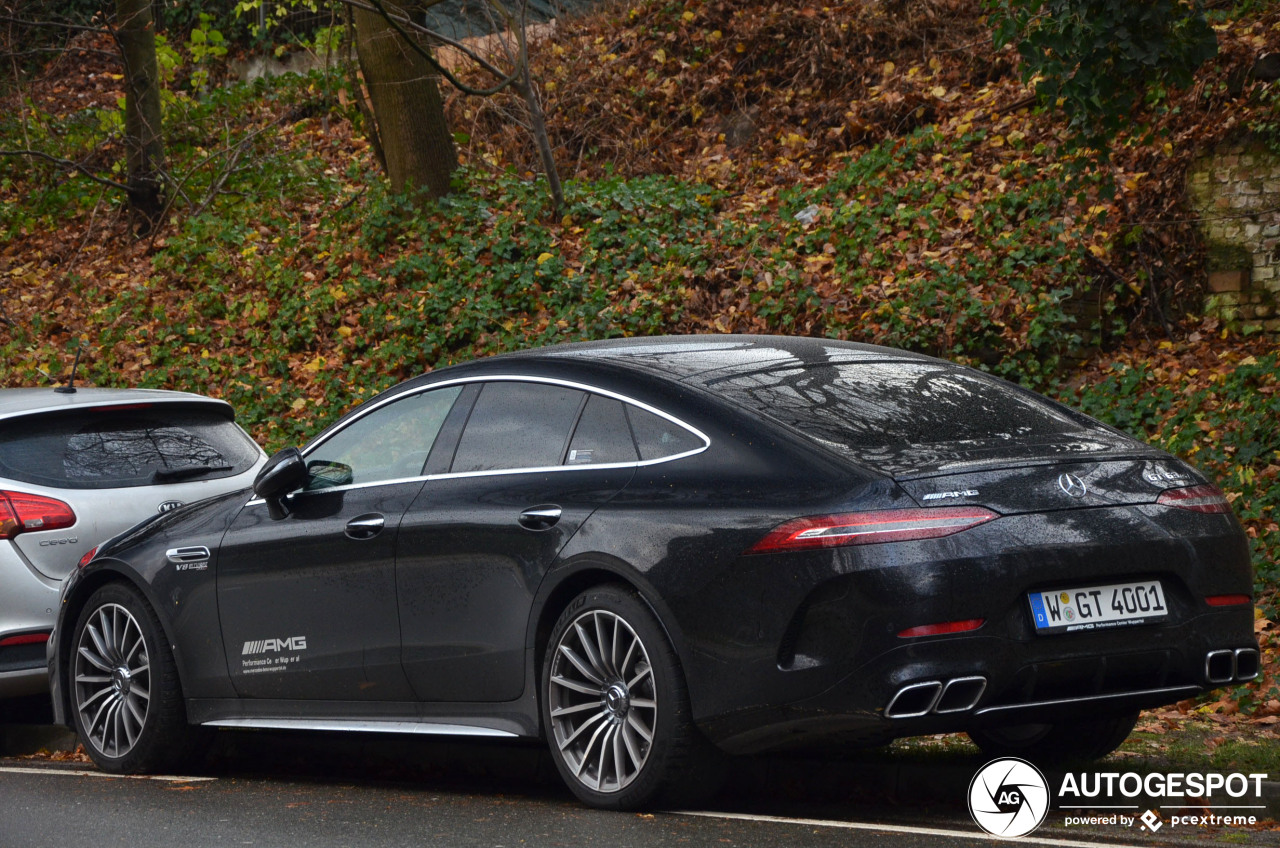 Mercedes-AMG GT 63 S X290