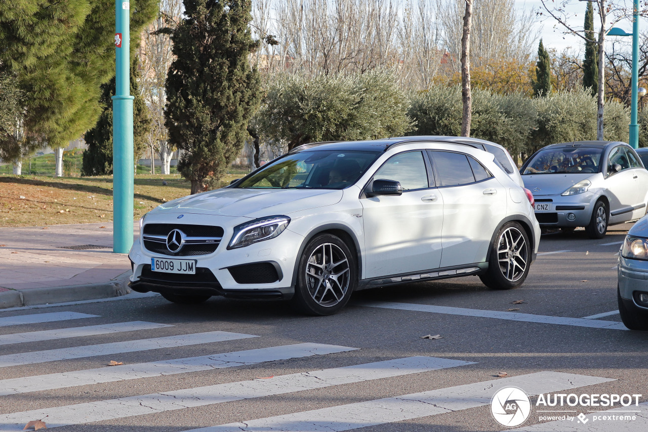 Mercedes-Benz GLA 45 AMG X156