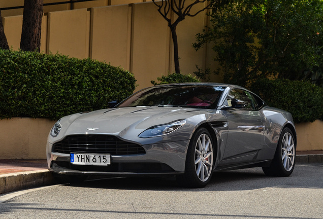 Aston Martin DB11