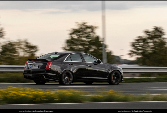 Cadillac CTS-V 2015