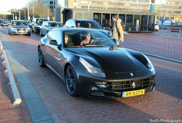 Ferrari FF