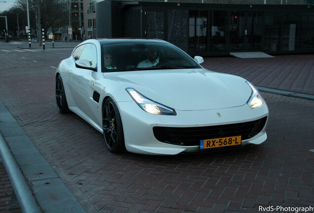 Ferrari GTC4Lusso