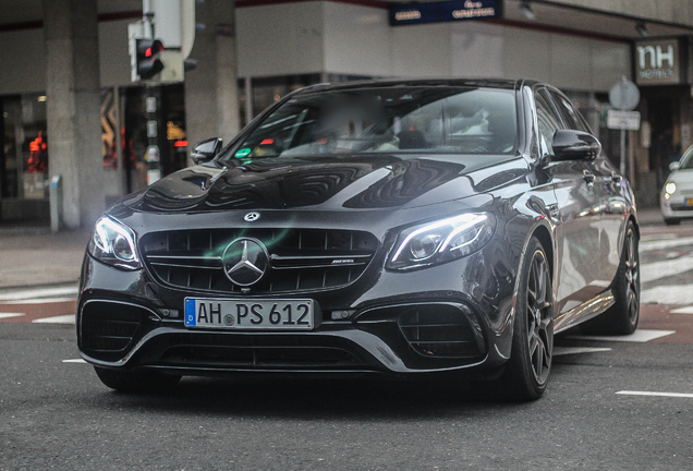 Mercedes-AMG E 63 S W213