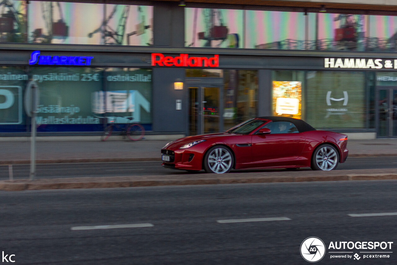 Jaguar F-TYPE S AWD Convertible