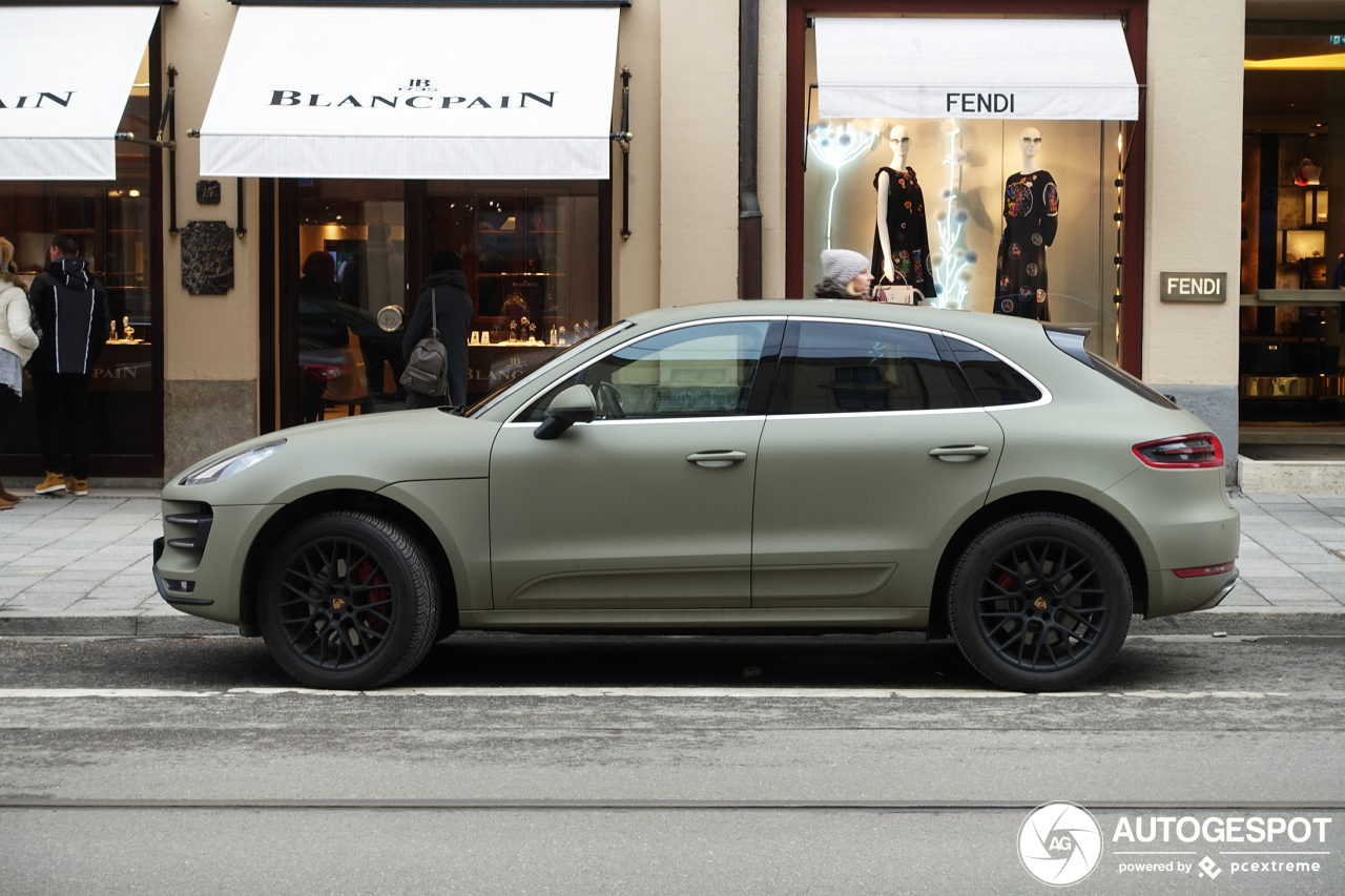 Porsche 95B Macan Turbo