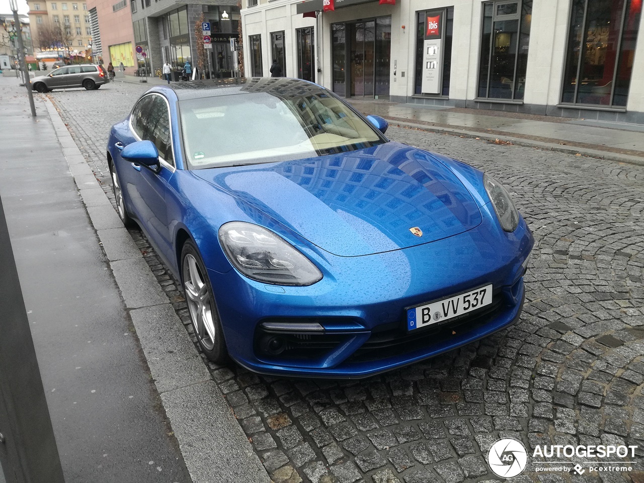 Porsche 971 Panamera Turbo