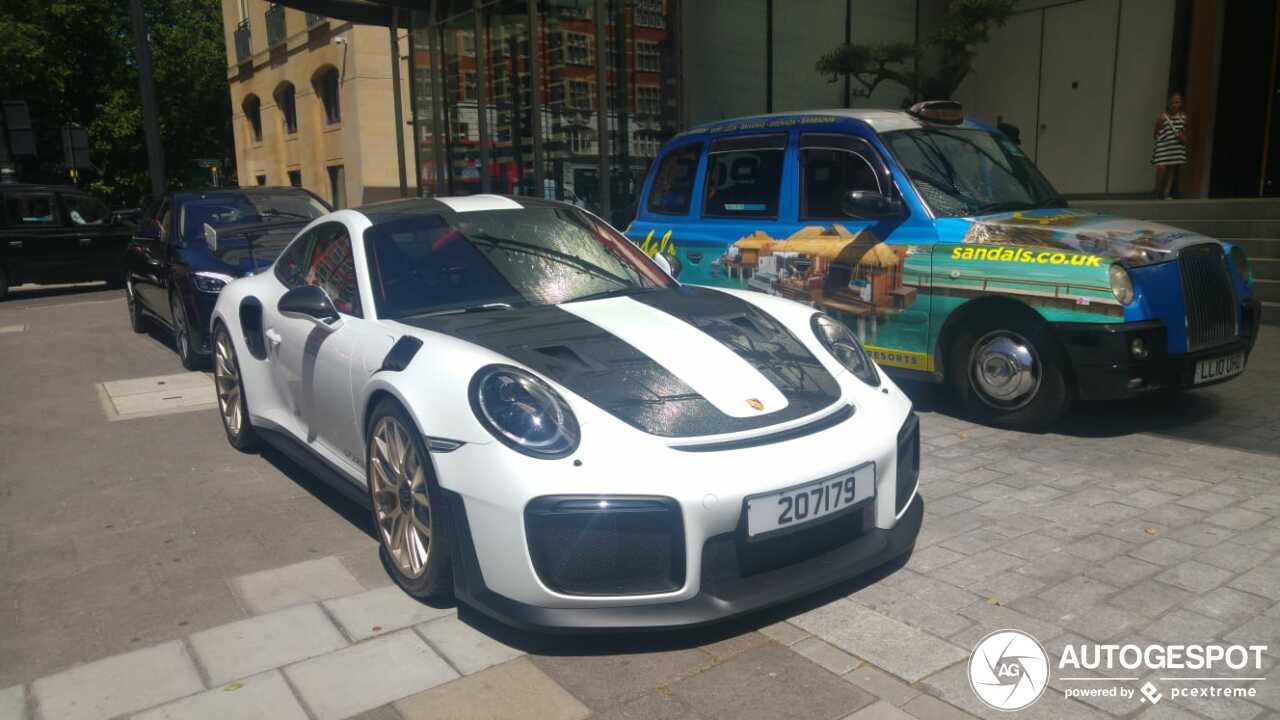 Porsche 991 GT2 RS Weissach Package