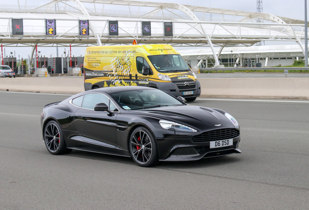 Aston Martin Vanquish 2013