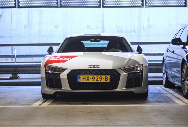 Audi R8 V10 Plus 2015