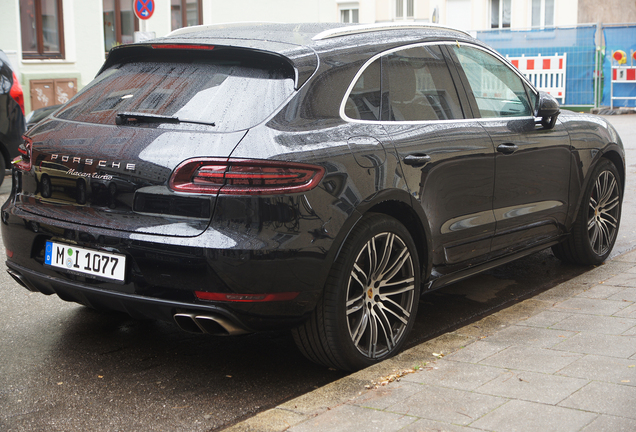 Porsche 95B Macan Turbo