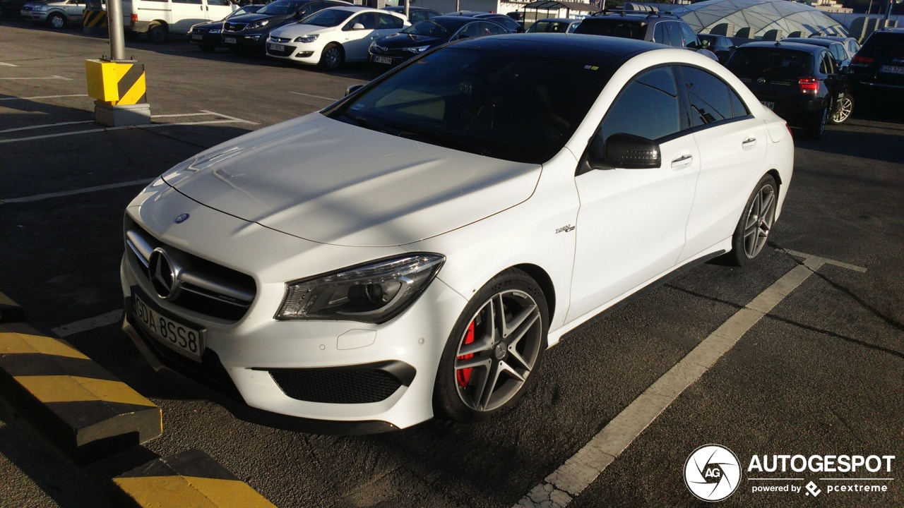 Mercedes-Benz CLA 45 AMG C117