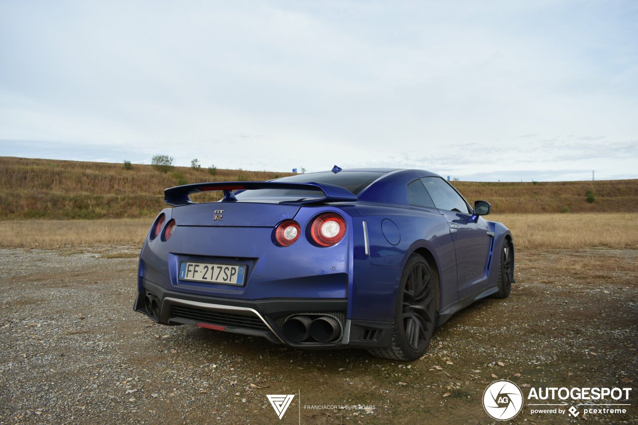 Nissan GT-R 2017