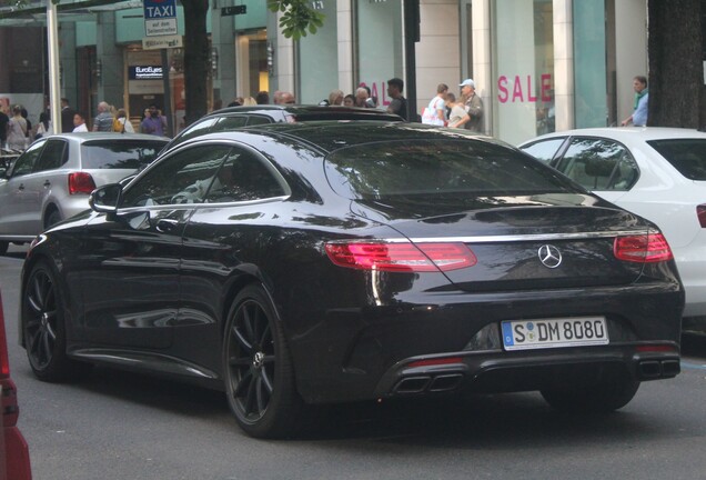 Mercedes-AMG S 63 Coupé C217