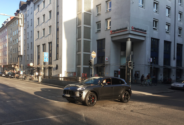 Porsche 95B Macan Turbo MkI