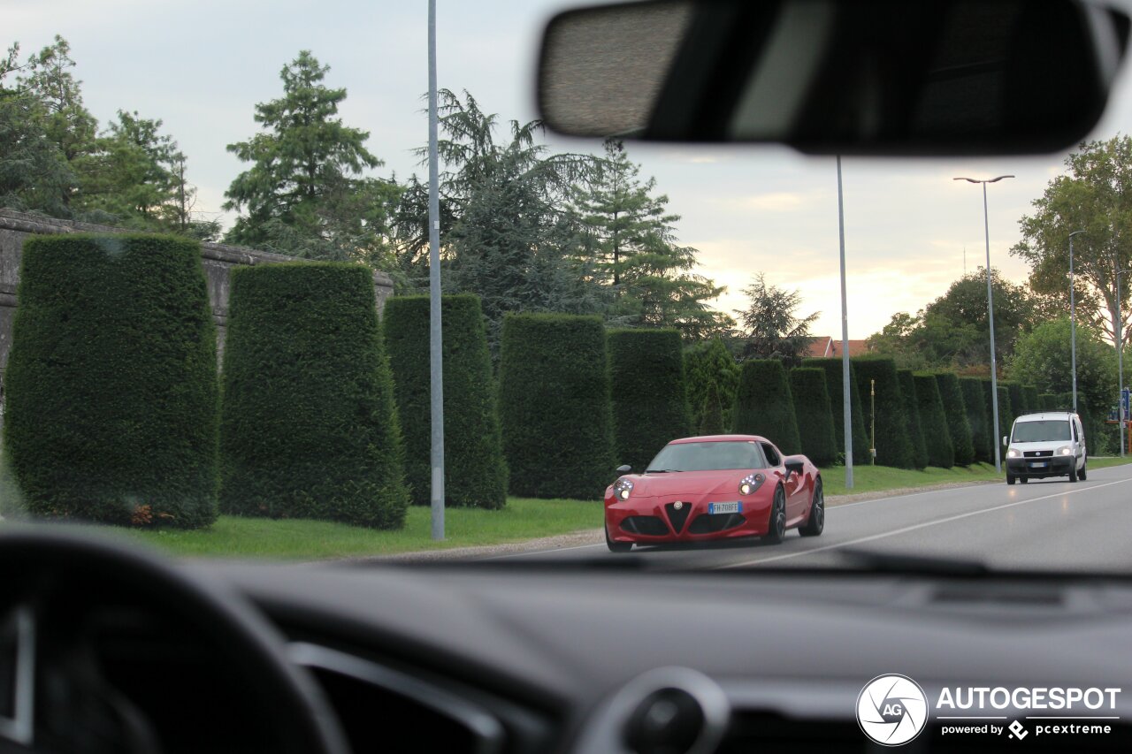 Alfa Romeo 4C Coupé