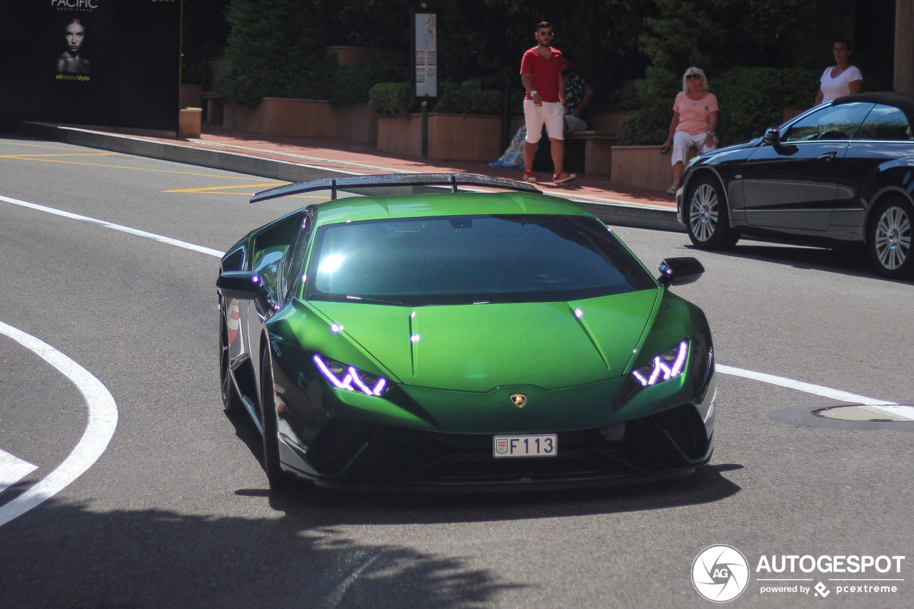 Lamborghini Huracán LP640-4 Performante